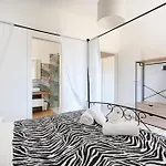 Casa - Merlino לינה וארוחת בוקר 3*